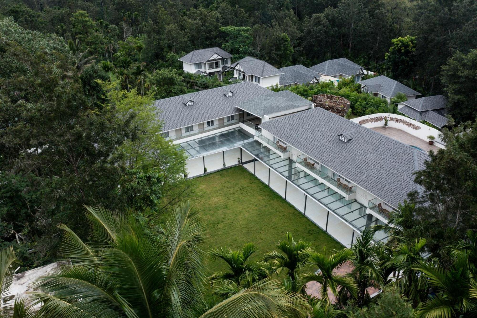 Inventree Aranya Resort & Spa Madikeri Exterior photo